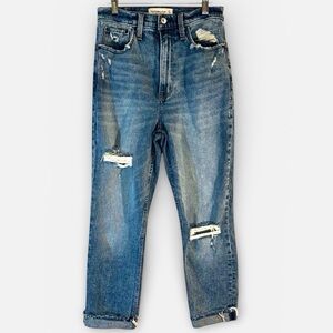 Abercrombie & Fitch Distressed Ultra High Rise Mom Jean Size 27/4R